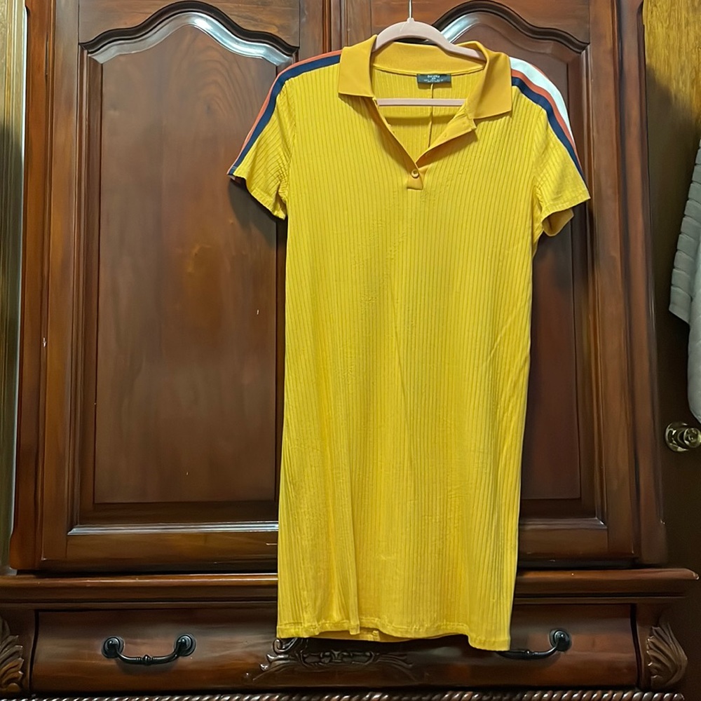 Yellow sporty dress
